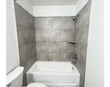 1810 Westbluff Drive - Photo Thumbnail 6