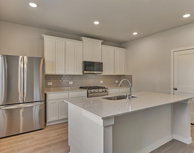 7727 Bergamot Circle - Photo Thumbnail 15