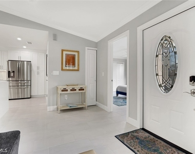 6303 Royal Woods Drive - Photo Thumbnail 5