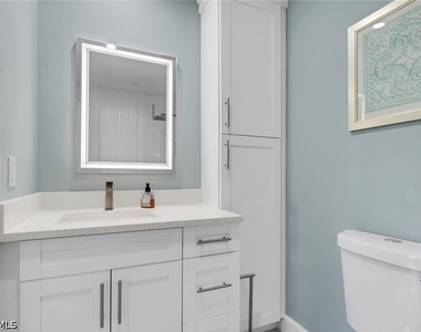 6303 Royal Woods Drive - Photo Thumbnail 18