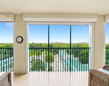 7515 Pelican Bay Boulevard - Photo Thumbnail 4