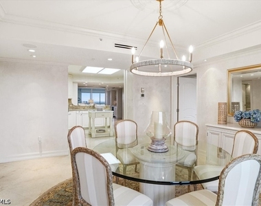 7515 Pelican Bay Boulevard - Photo Thumbnail 11