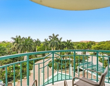 7515 Pelican Bay Boulevard - Photo Thumbnail 15