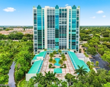 7515 Pelican Bay Boulevard - Photo Thumbnail 17