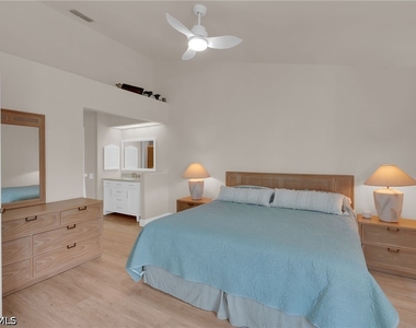 3921 Leeward Passage Court - Photo Thumbnail 10