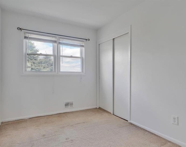 376 Harrison - Photo Thumbnail 8