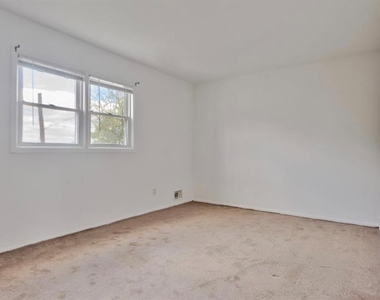 376 Harrison - Photo Thumbnail 6