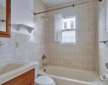 376 Harrison - Photo Thumbnail 4