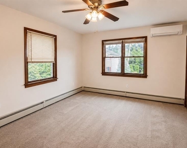 70 Prospect - Photo Thumbnail 8