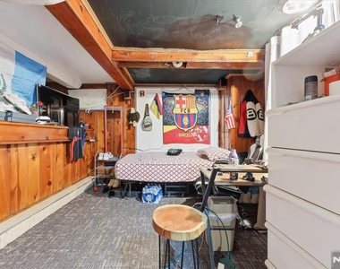409 Tryon - Photo Thumbnail 26