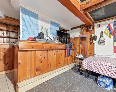409 Tryon - Photo Thumbnail 27