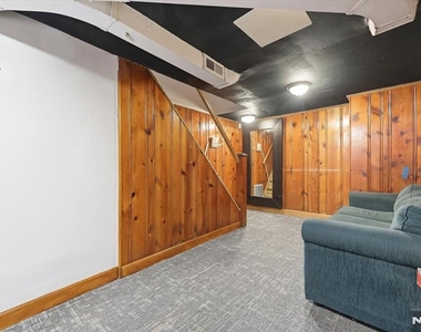 409 Tryon - Photo Thumbnail 25