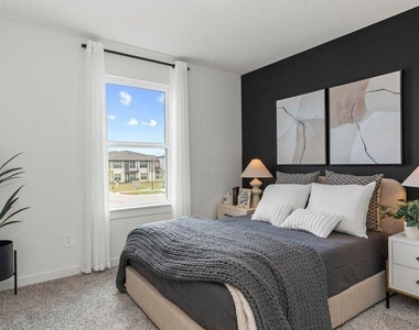 3535 Blackbird Lane - Photo Thumbnail 11