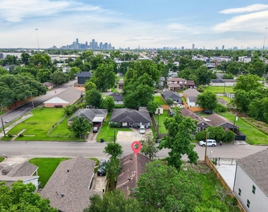 1315 E 33rd Street - Photo Thumbnail 32