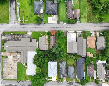 1315 E 33rd Street - Photo Thumbnail 35