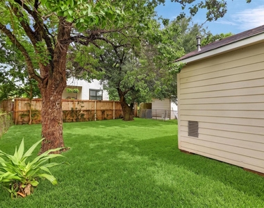 1315 E 33rd Street - Photo Thumbnail 28