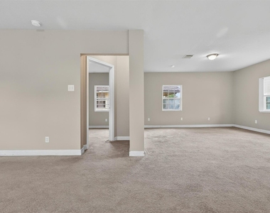 1315 E 33rd Street - Photo Thumbnail 9