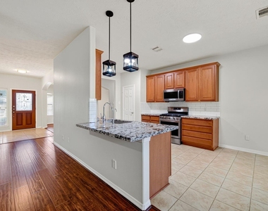 6118 N Fawnlake Drive - Photo Thumbnail 13