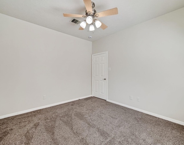 6118 N Fawnlake Drive - Photo Thumbnail 35