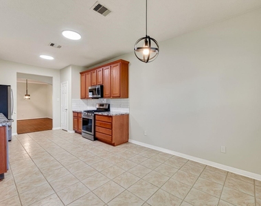 6118 N Fawnlake Drive - Photo Thumbnail 18