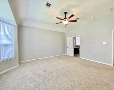 26127 Ashland Hollow Lane - Photo Thumbnail 13