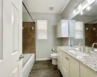 26127 Ashland Hollow Lane - Photo Thumbnail 18