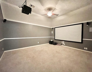 26127 Ashland Hollow Lane - Photo Thumbnail 20