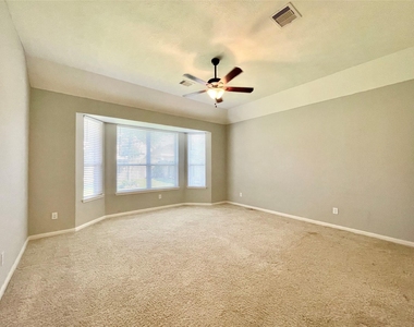 26127 Ashland Hollow Lane - Photo Thumbnail 12