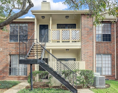 2121 El Paseo Street - Photo Thumbnail 1
