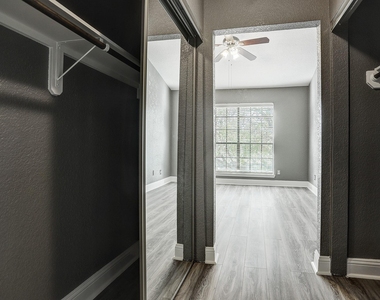 2121 El Paseo Street - Photo Thumbnail 20