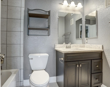 2121 El Paseo Street - Photo Thumbnail 19