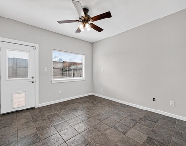 2352 Sperber Lane - Photo Thumbnail 16