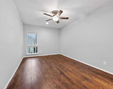 2100 Tanglewilde Street - Photo Thumbnail 23