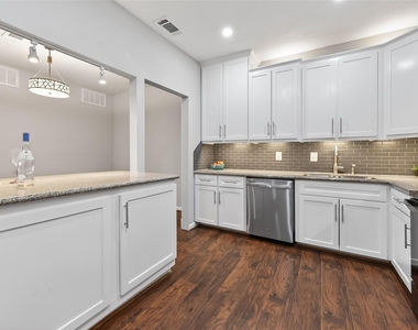 2100 Tanglewilde Street - Photo Thumbnail 7