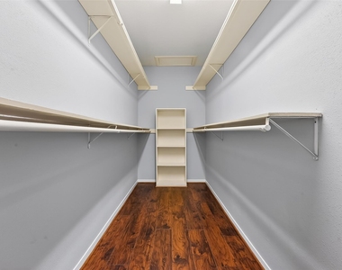 2100 Tanglewilde Street - Photo Thumbnail 25
