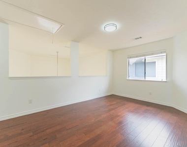 8826 Fondren Village Drive - Photo Thumbnail 9