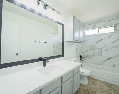 8826 Fondren Village Drive - Photo Thumbnail 11