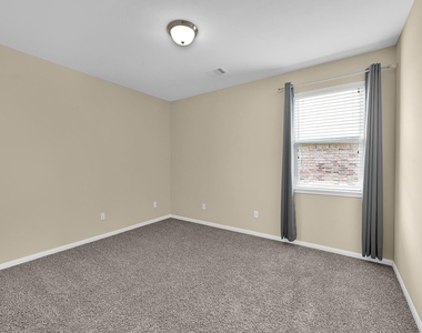 27415 Sunrise Ranch Lane - Photo Thumbnail 4