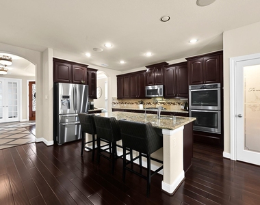 27415 Sunrise Ranch Lane - Photo Thumbnail 17