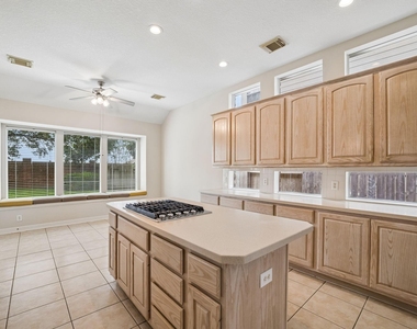 5807 Bayberry Way - Photo Thumbnail 17
