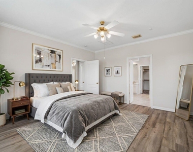 5807 Bayberry Way - Photo Thumbnail 19