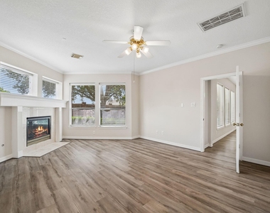 5807 Bayberry Way - Photo Thumbnail 21