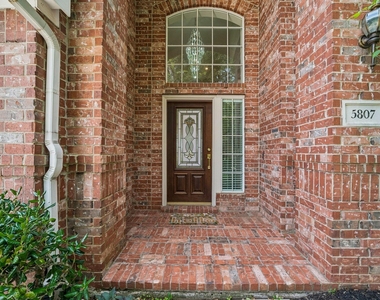 5807 Bayberry Way - Photo Thumbnail 2