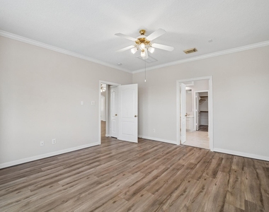 5807 Bayberry Way - Photo Thumbnail 20