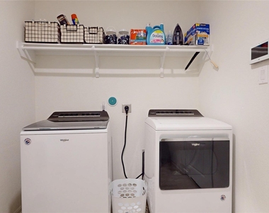 22523 Strathmore Drive - Photo Thumbnail 36