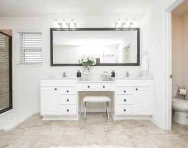 22523 Strathmore Drive - Photo Thumbnail 25