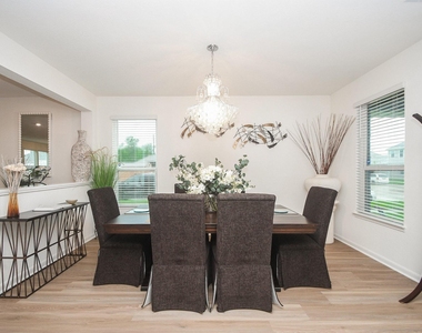22523 Strathmore Drive - Photo Thumbnail 6