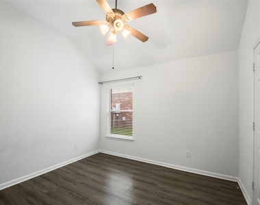 12807 Brook Arbor Court - Photo Thumbnail 21