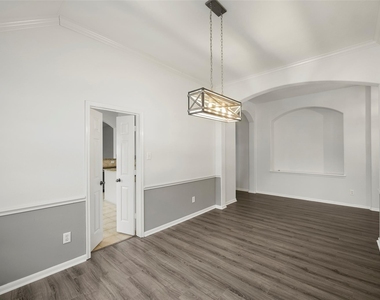 12807 Brook Arbor Court - Photo Thumbnail 5