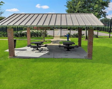 12807 Brook Arbor Court - Photo Thumbnail 26